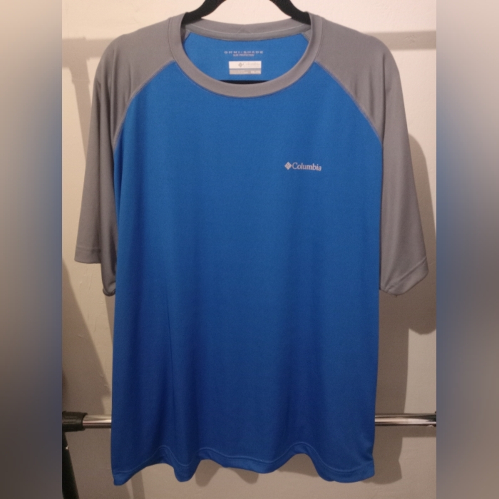 Columbia Omnishade Athletic Short Sleeve Shirt